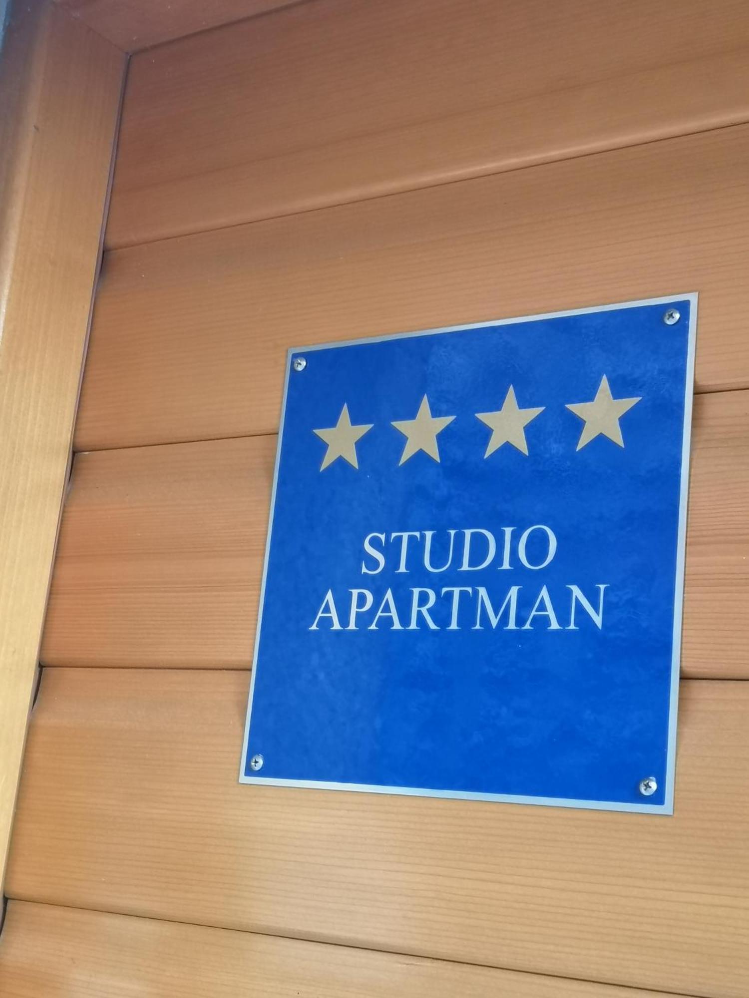 Apartment Michaela 4-Sterne & Parking روفينج المظهر الخارجي الصورة